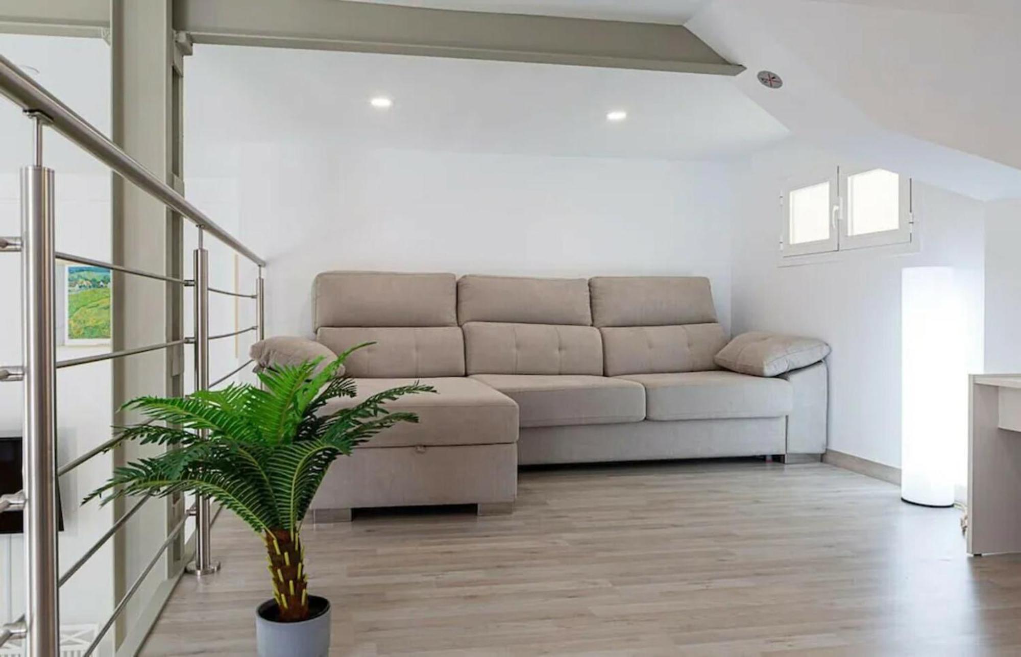 2Bedroom Duplex In Hortaleza Near Metro Madrid Exterior foto